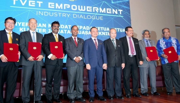 Malaysia and China will work together on tech