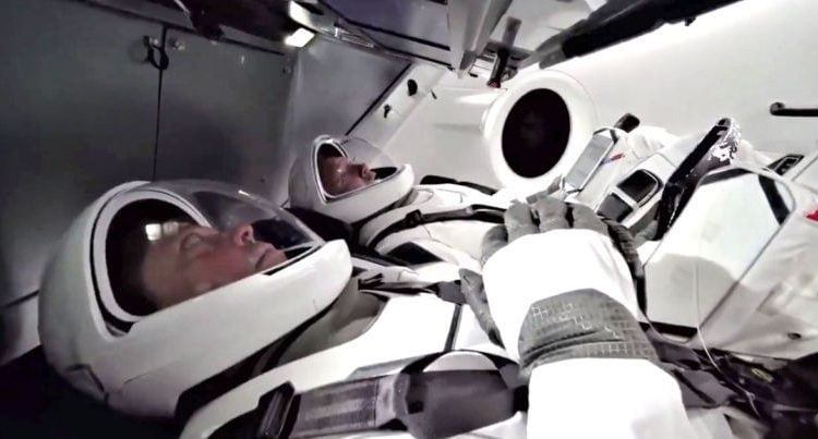 SpaceX Is Officially Sending Astronauts to Space Next Month