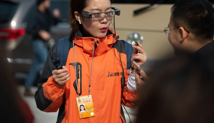 AR smart glasses can help mitigate COVID-19 resurgence in China
