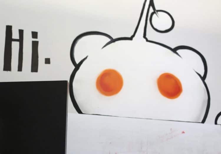 Reddit bans Donald Trump fan page and thousands of other communities