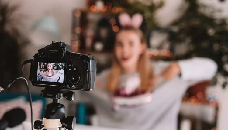 Instagram is Paying Influencers to Leave TikTok