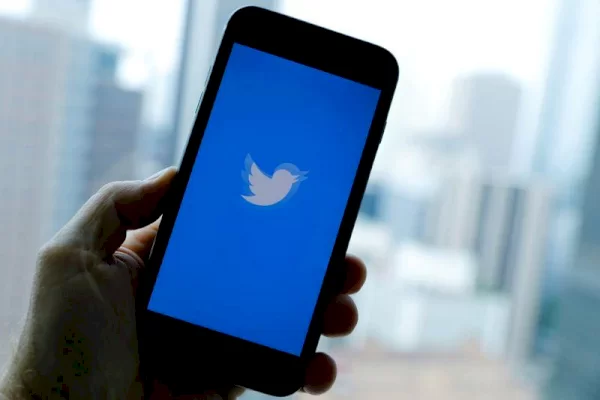 twitter-expands-misinformation-rules-ahead-of-us.-election
