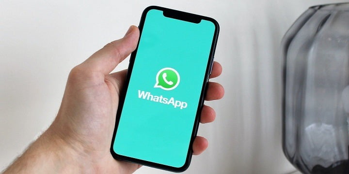 whatsapp-let-you-transfer-chat-history-between-android-and-iphone